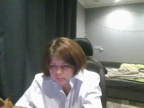 MillaParadise webcam