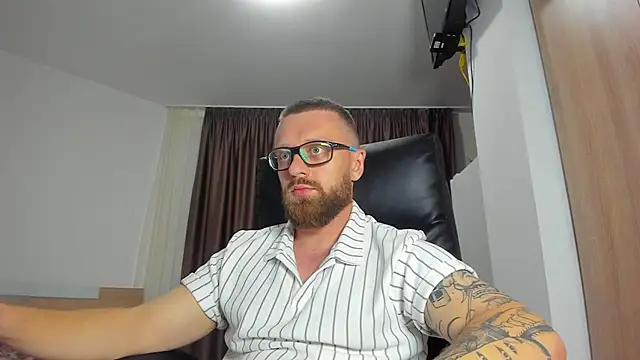 Findom_guy webcam