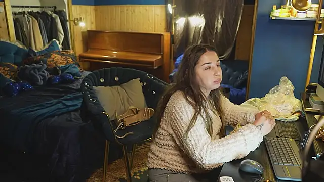 VanessaDoyle webcam