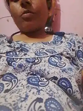 Varsha_96 live cam preview