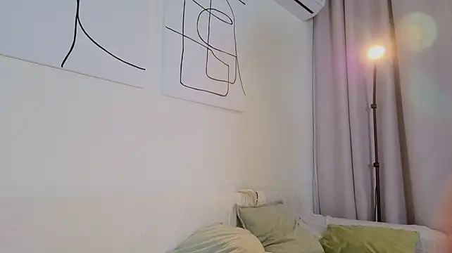 aesthetics__tease live cam on StripChat