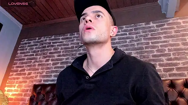 Raziel_Duskbane webcam