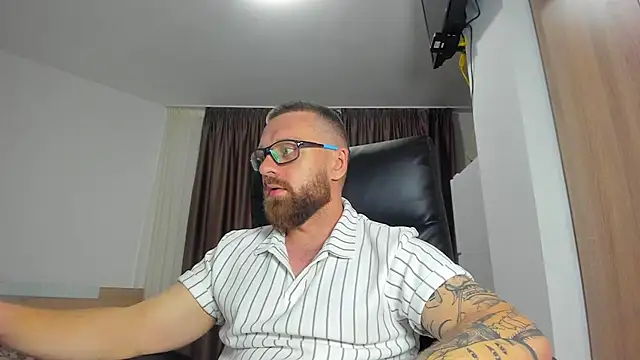 Findom_guy webcam