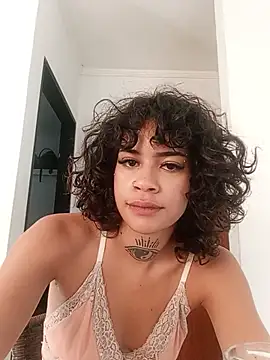 DesireLola