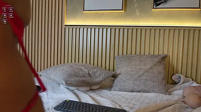 Paloma_Luna_ webcam