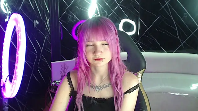 _Charlotte_Collins_ webcam