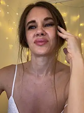 LucieMack webcam