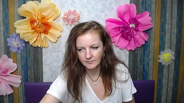 MeganPirs webcam