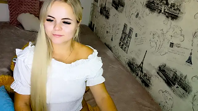 lovely-eyes webcam