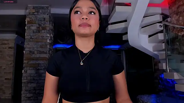 Mia_steele_