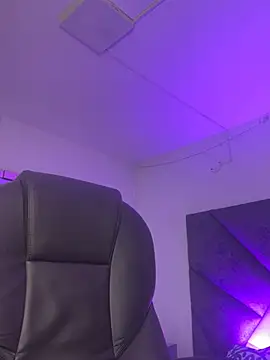AvaLovely_