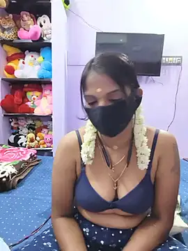 Tamil_Ishu webcam
