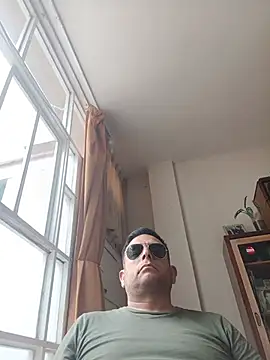 chicoguapo8 webcam