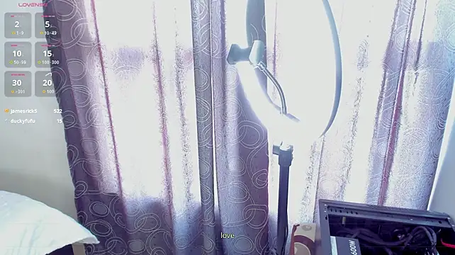 Jessyivonne live cam on StripChat
