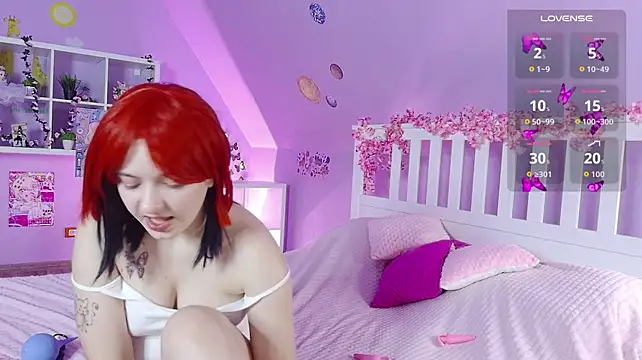 Skylar_Mour webcam