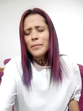 Lya_Ross19 live cam preview