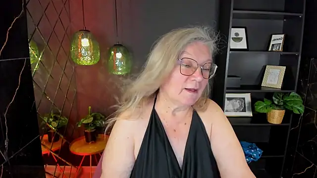 NataliMellow live cam preview