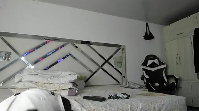 maybelline69 webcam