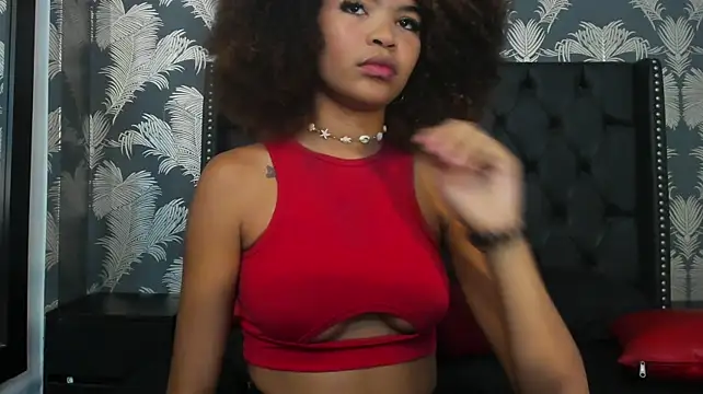 Violeth_Moraa webcam
