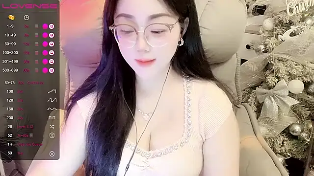 Monica-666888- webcam