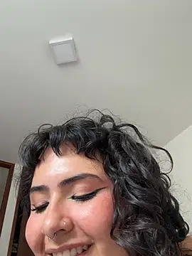 SugarTroubl33 webcam