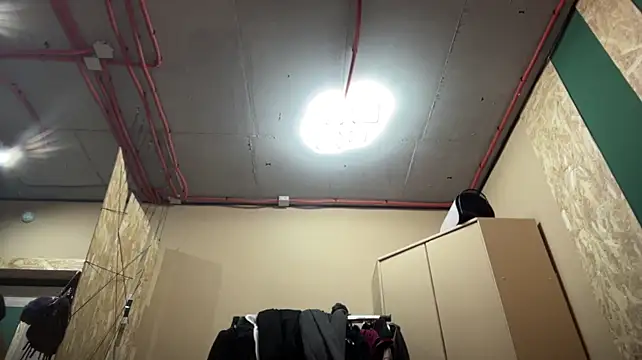 __Kiki webcam