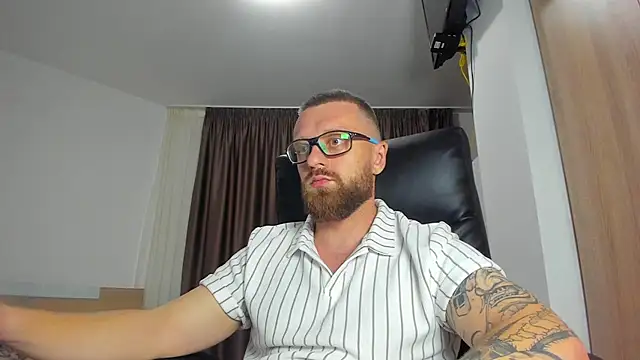 Findom_guy webcam