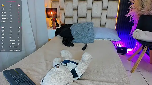 little_sophie18 webcam