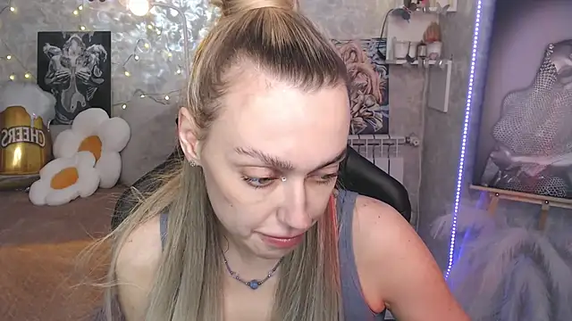 NickyAdamidi live cam preview