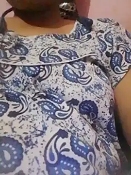 Varsha_96 live cam preview