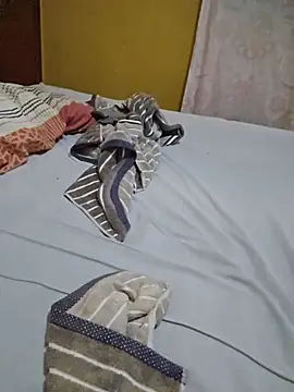 skinnyrox live cam on StripChat