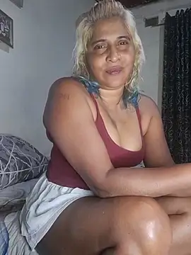 Goodgirlsue_77 webcam
