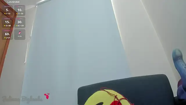 Juliana_bigboobs