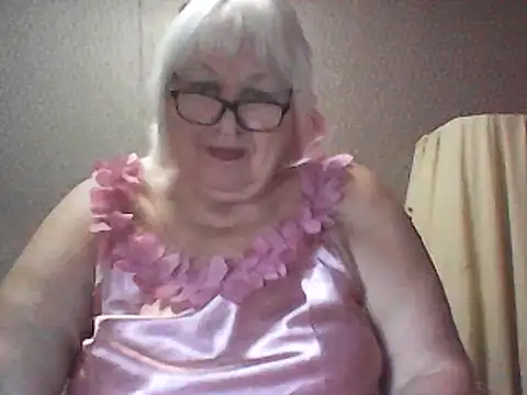 Alexia64231 live cam on StripChat