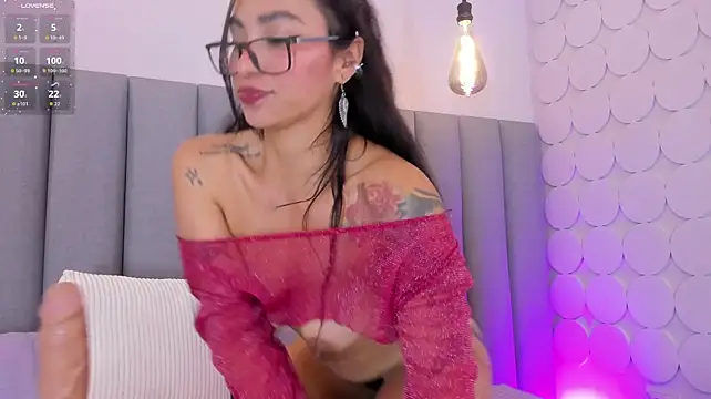 leamonroe__ (F milf) - MAKE ME GAG & HOLD DEEP 15 SEC🔥