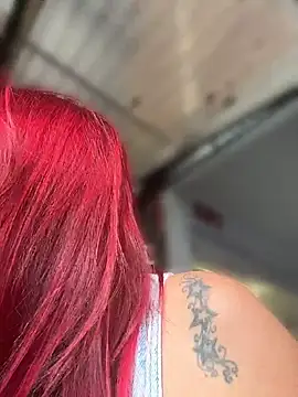 JulianaDiiaz webcam