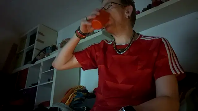 Nicegay1983 webcam