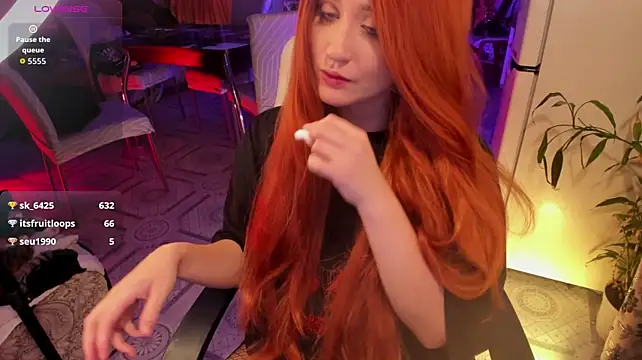 sserendipityy (F young) - deepthroat with naked tits