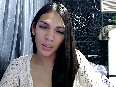 GORGEOUS_CARMEE webcam