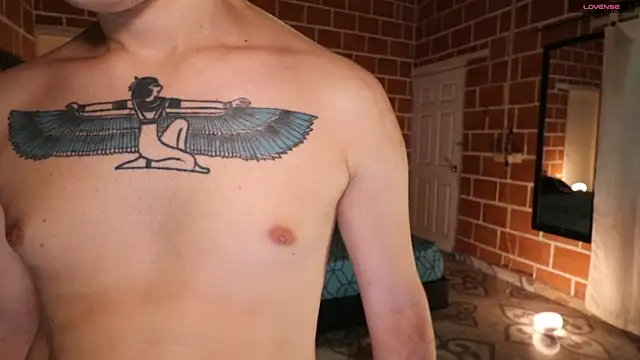 Ryan_picato live cam on StripChat