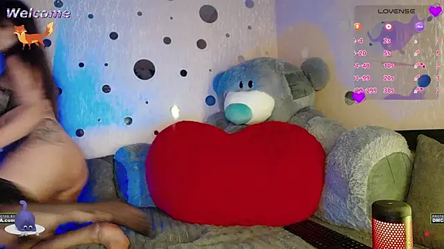 -CUTE-EVIL- webcam