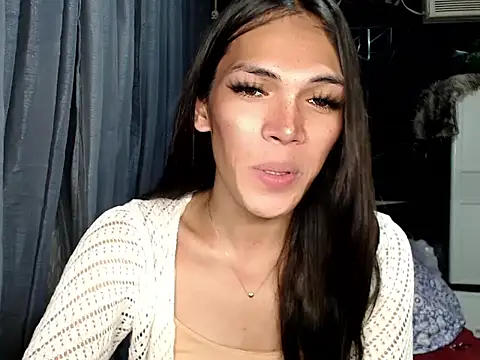 GORGEOUS_CARMEE live cam preview