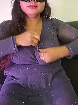 sexy-saniya- live cam on StripChat