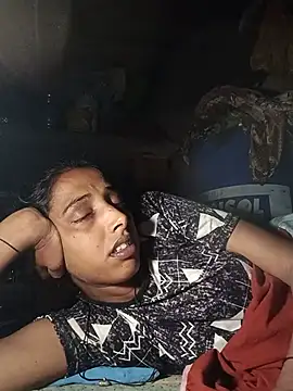 Pinki_thakur_1