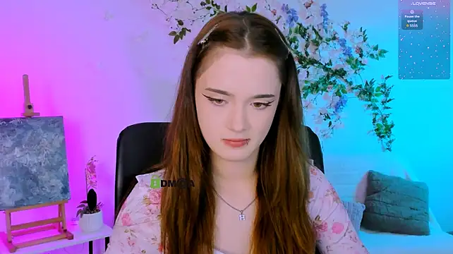liana_kisses (F teen) - 💗🍑dance in lingerie🍑💗