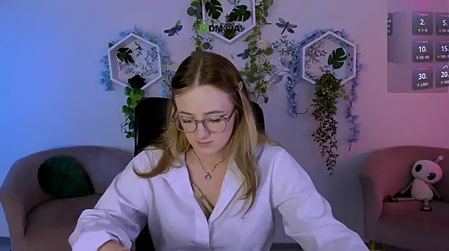 luna_berryy webcam