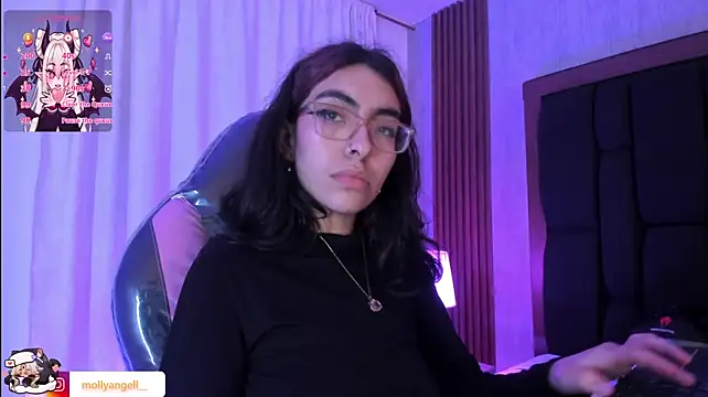 Molly_A webcam