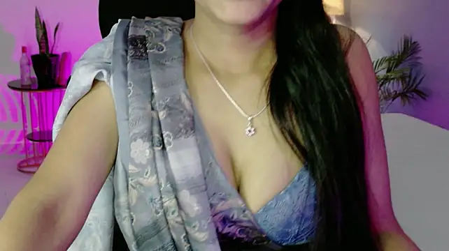 Evaa_Ji webcam