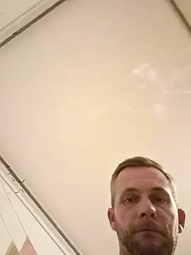 thomiboy-1983 webcam