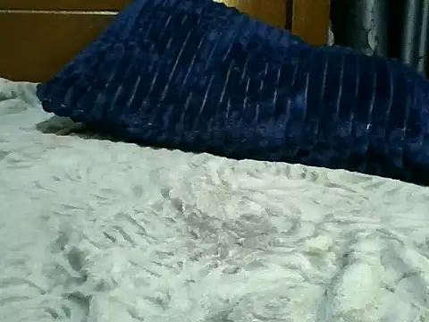 JuicyWet_lulu webcam